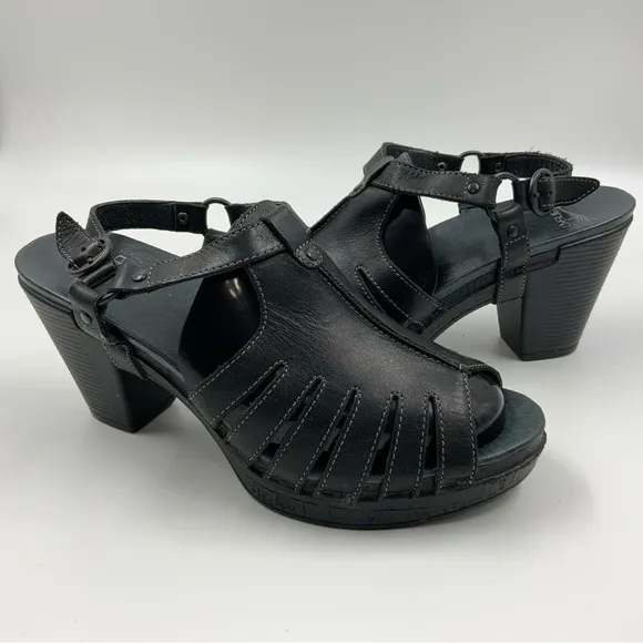 Dansko Women’s Randa Black Full Grain Leather Heeled Sandals. Size 41.
