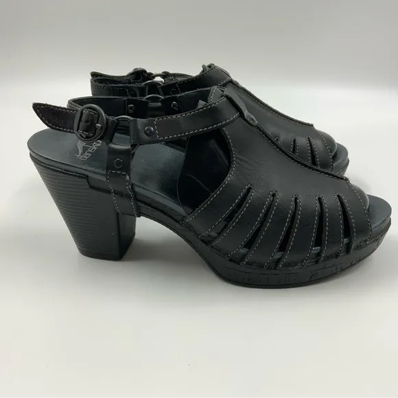 Dansko Women’s Randa Black Full Grain Leather Heeled Sandals. Size 41.
