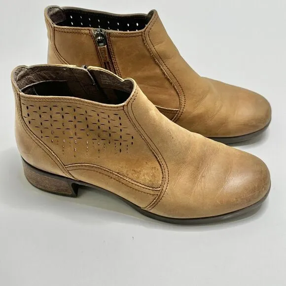 Dansko Women's Tan Liberty Burnished Leather Ankle Bootie EUR Size 37, US 6.5