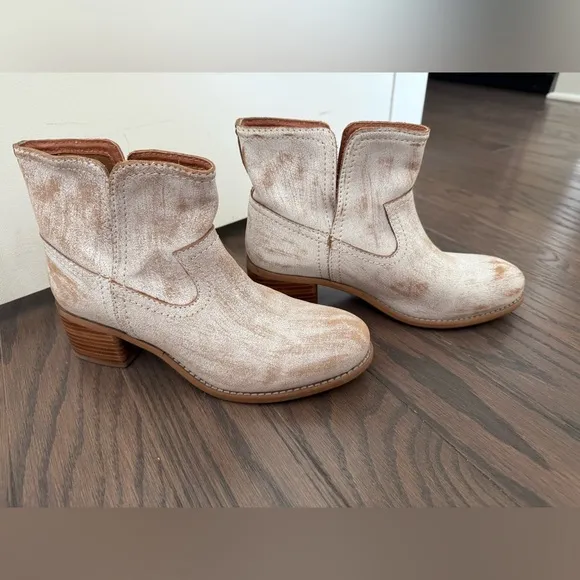 DIBA TRUE Walnut Grove Western Boots
