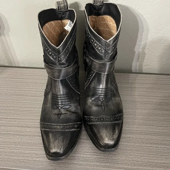 Dingo Women's Gummy Bear Distressed Black Leather Ankle Boots Size 9.5 Western