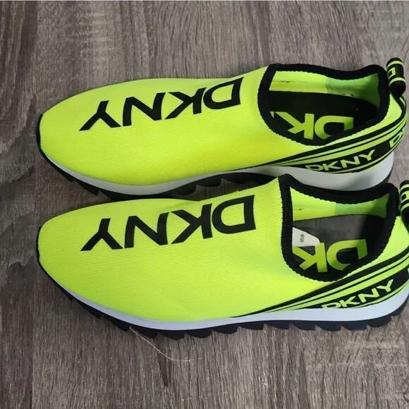 DKNY New Womens Shoes Size 7 M Athletic
