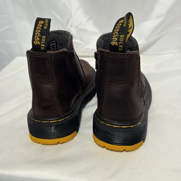 DOC MARTENS KIDS Unisex #1460 Wintergrip Sole Brown Leather Ankle Boots Size 10