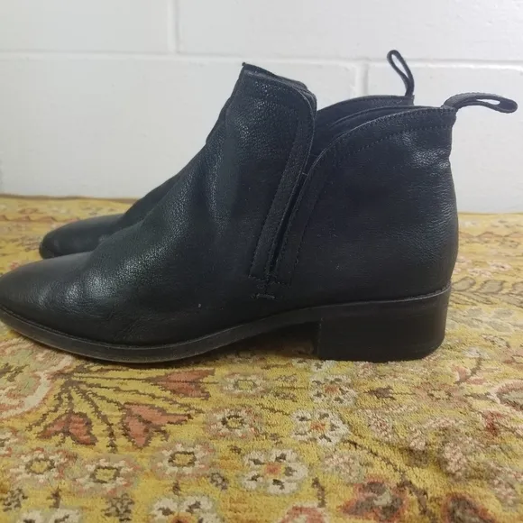 Dolce Vita black leather ankle booties boots