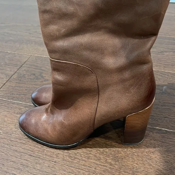 DOLCE Vita Brown Tall Boots Size 9