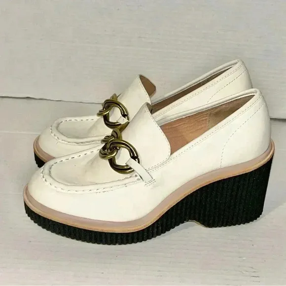 Dolce Vita Shoes Womens Size 10 Brenan Wedge Heel Loafers Ivory Leather Chain