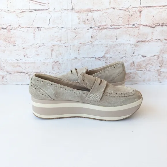 Dolce Vita Women's Suede Gray Platform Shoes