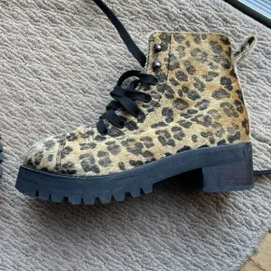 Dollskill current mood leopard boots furry