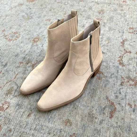 Donal Pliner NWT New Banks Tan Leather Ankle Boots Sz 9.5