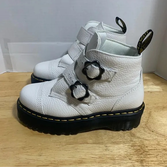 Dr. Marten Devon Flower Buckle Leather Platform‎ Boots White Women's Size 8 New