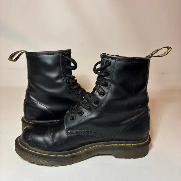 Dr. Martens 1460 Boots Women's Size 6 Black Leather Classic Casual Emo Punk Goth