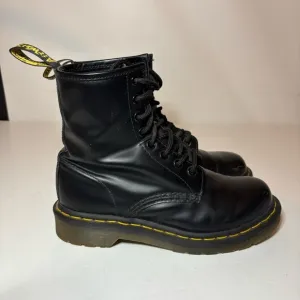 Dr. Martens 1460 Boots Women's Size 6 Black Leather Classic Casual Emo Punk Goth