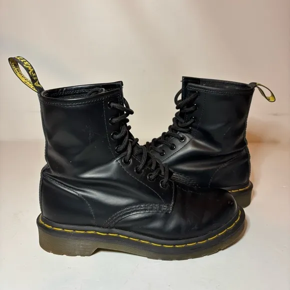 Dr. Martens 1460 Boots Women's Size 6 Black Leather Classic Casual Emo Punk Goth