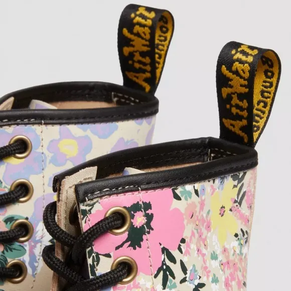Dr. Martens: 1460 FLORAL MASH UP LEATHER LACE UP BOOTS 🇬🇧🌸