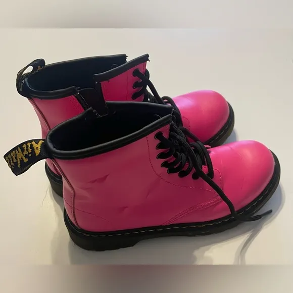 Dr Martens 1460 SMOOTH LEATHER LACE UP BOOTS