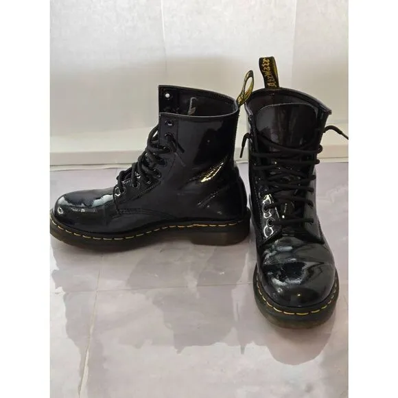 Dr. Martens 1460 Womens Size 8 Black Air Wait Patent Leather Boot