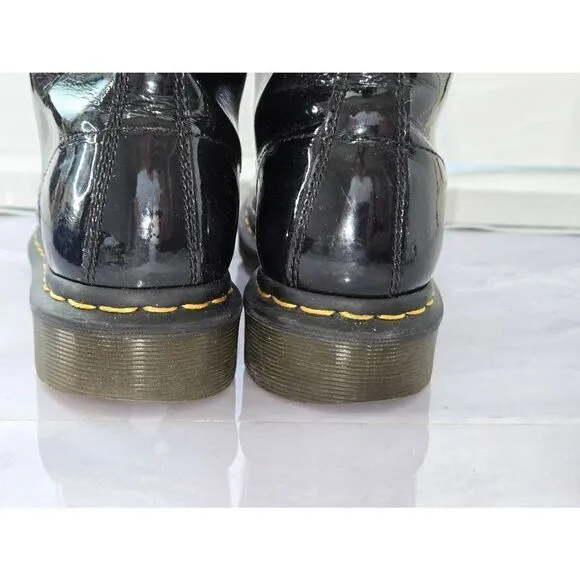 Dr. Martens 1460 Womens Size 8 Black Air Wait Patent Leather Boot