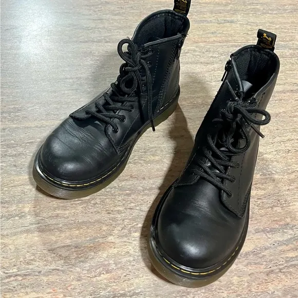 Dr. Martens 1460J ankle boots