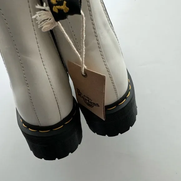 DR. MARTENS 2976 Quad Leather Platform Chelsea Boot