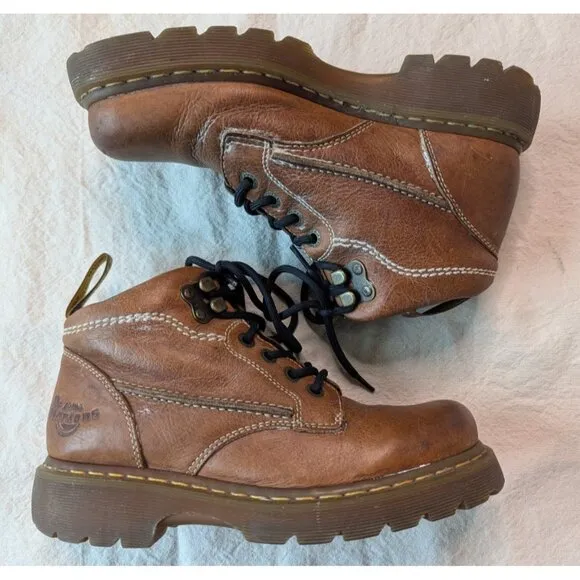 Dr. Martens Airwair Vintage Y2K Men's Chunky Brown Lace Up Work Boots / Sze 9 US