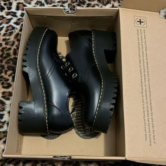 Dr. Martens Black Leona Platform Leather Shoes Academia