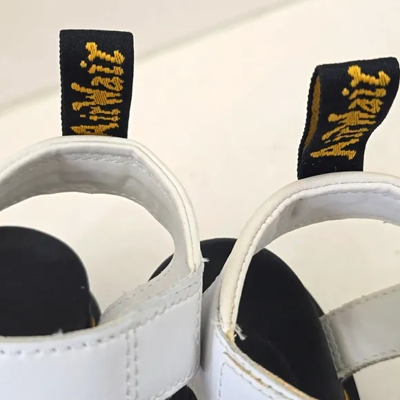 Dr Martens Blaire Sandals