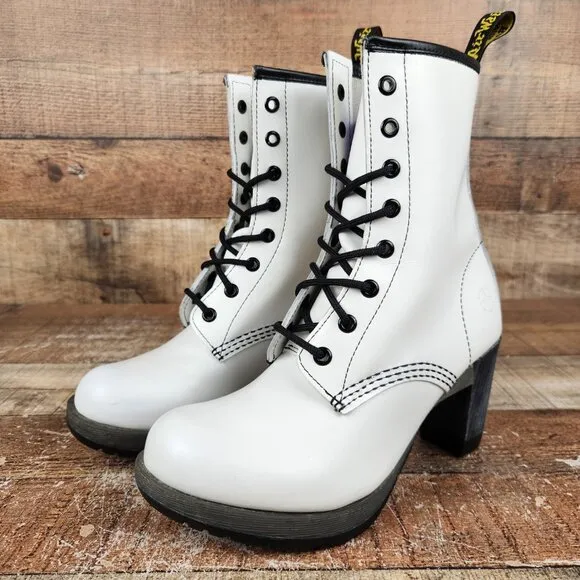 Dr Martens Darcie Women's Sz 7 White Leather Heeled Boots 8-eyed High Top Casual