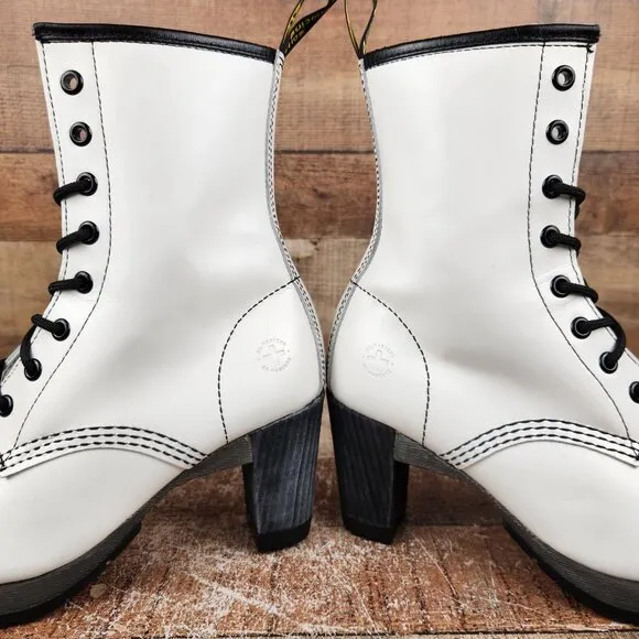 Dr Martens Darcie Women's Sz 7 White Leather Heeled Boots 8-eyed High Top Casual