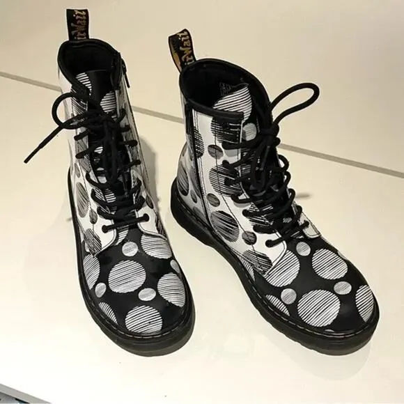DR MARTENS KIDS 1460 POLKA DOT BOOT - BLACK/WHITE size 11
