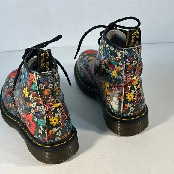 DR MARTENS L-7 FLOWER BOOTS