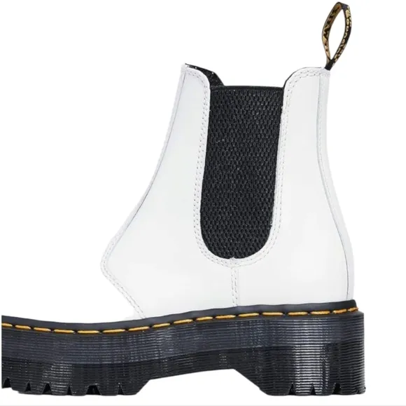 Dr. Martens Mens 2976 Bex White Lug Sole Pull On Casual Chelsea Boo…