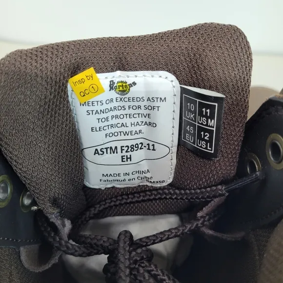 Dr. Martens Men's Size 11 Industrial Winch NS Black Leather Safety Work Boots