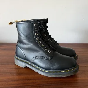 Dr. Martens Men's Vegan Felix Ankle Boots Black Lace Up Size 8 Classic New