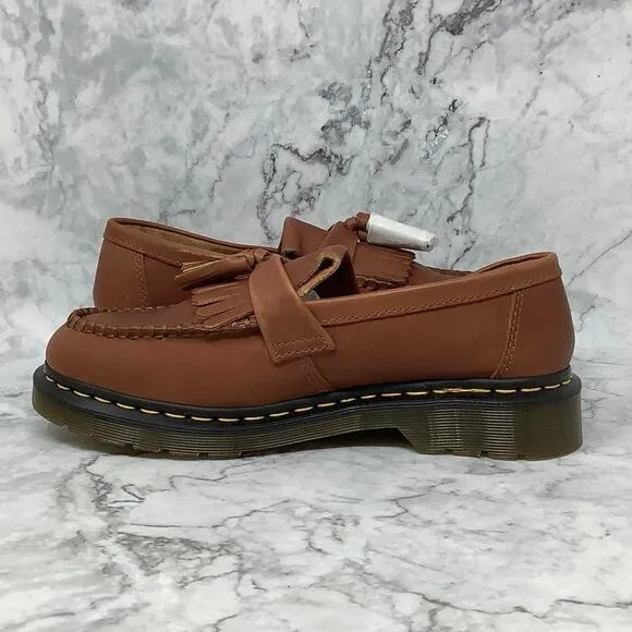 Dr Martens Sz 8M Saddle Tan Adrian YS Carrara Leather Tassel Loafer Shoes BR8-13