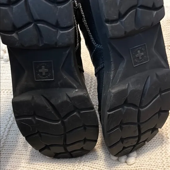 Dr. Martens the Morris boots