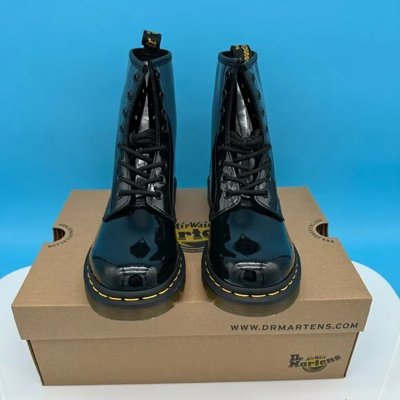 Dr. Martens Women's 1460 Patent Lamper Leather Lace Up Boots, Size‎ 7, Black
