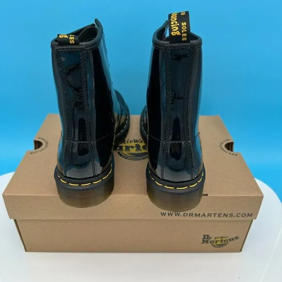 Dr. Martens Women's 1460 Patent Lamper Leather Lace Up Boots, Size‎ 7, Black