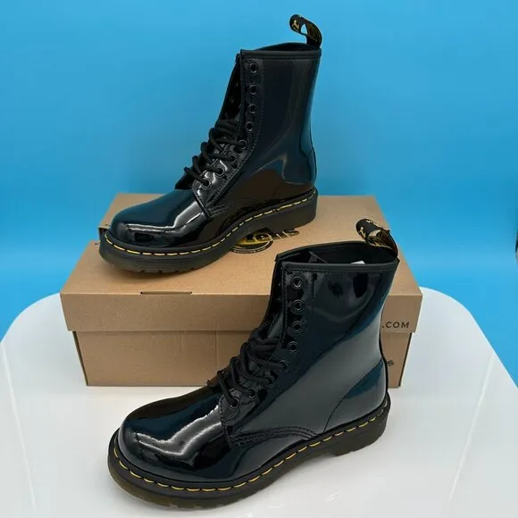 Dr. Martens Women's 1460 Patent Lamper Leather Lace Up Boots, Size‎ 7, Black