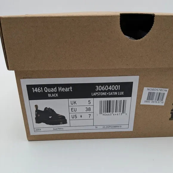 Dr. Martens Women's Black Quad Heart Platform Shoes Size 7