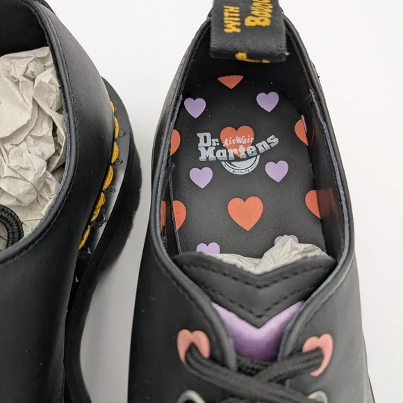Dr. Martens Women's Black Quad Heart Platform Shoes Size 7
