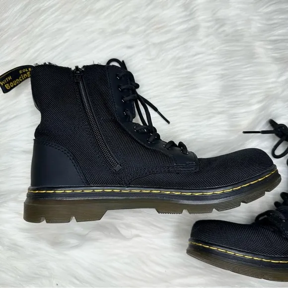 Dr. Martens Youth Size 6 Black Leather Ankle Boots