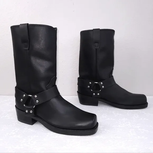 DURANGO Men's Black Leather Harness Boots US 9.5EE  DB510