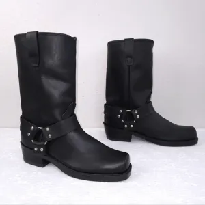 DURANGO Men's Black Leather Harness Boots US 9.5EE  DB510