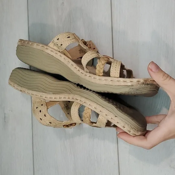 Earth Spirit Womens Comfort Leather Wedge Sandals shoes sz 11