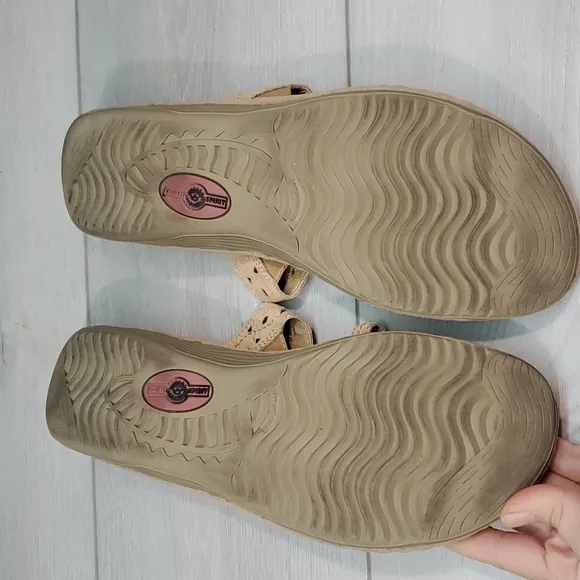 Earth Spirit Womens Comfort Leather Wedge Sandals shoes sz 11