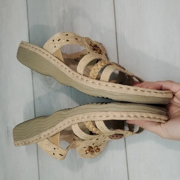 Earth Spirit Womens Comfort Leather Wedge Sandals shoes sz 11