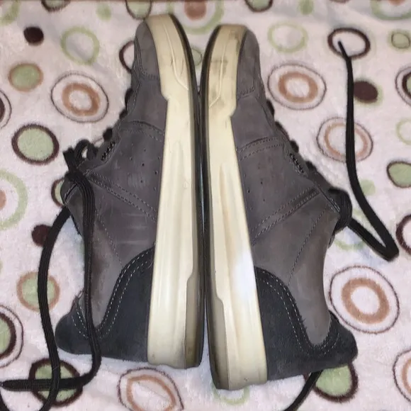 ECCO Men's Gray Suede Leather Lace Up Casual Sneakers Shoes Mens Sz 41