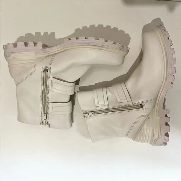 Ecco NWOT Tred Tray Moto Boots size 38 US 7 to 7.5  ivory