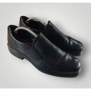 ECCO Shoes Men's 10 Helsinki 2.0 Apron Toe Slip-On Black 500154 01001 Oxfords