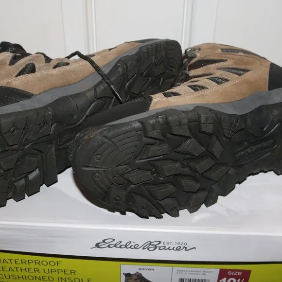 Eddie Bauer Ridgeline hiking boots size 10.5 Med and comes with box